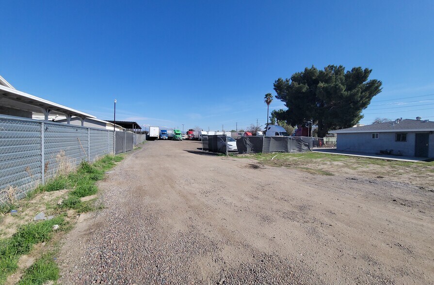 More Photos Of 1245 S Washington Ave, San Bernardino Truck Terminal For Sale