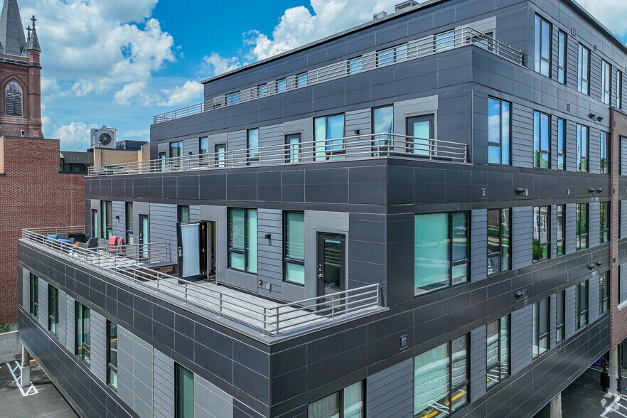 More Photos Of 166 Main St, Watertown Apartments For Lease