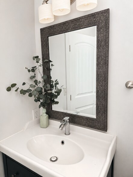 More Photos Of 427 N 15th St, Cottonwood Trailer Camper Park For Sale