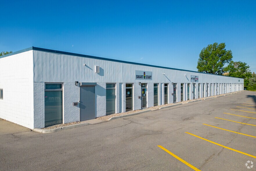 Primary Photo Of 4620-4640 11 St NE, Calgary Warehouse For Lease