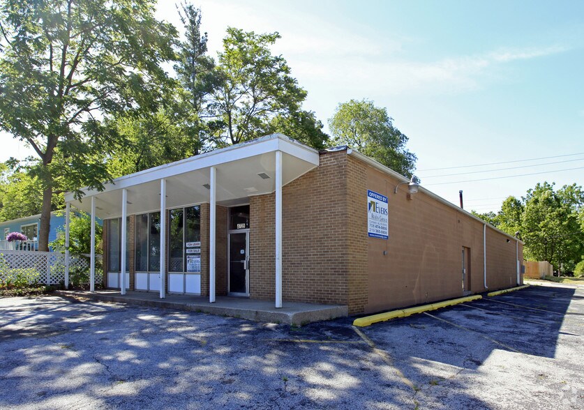 Primary Photo Of 4725 Central Ave, Lake Station Freestanding For Lease