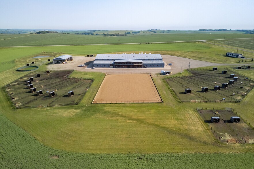 More Photos Of 3245 Township Road 292, Madden Horse Stables For Sale