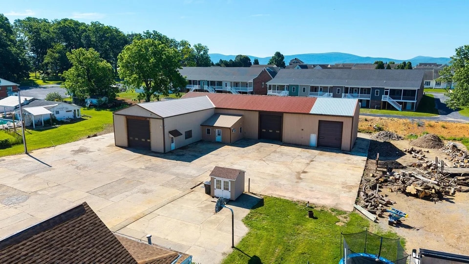 More Photos Of 3231 Stuarts Draft Hwy, Stuarts Draft Warehouse For Sale