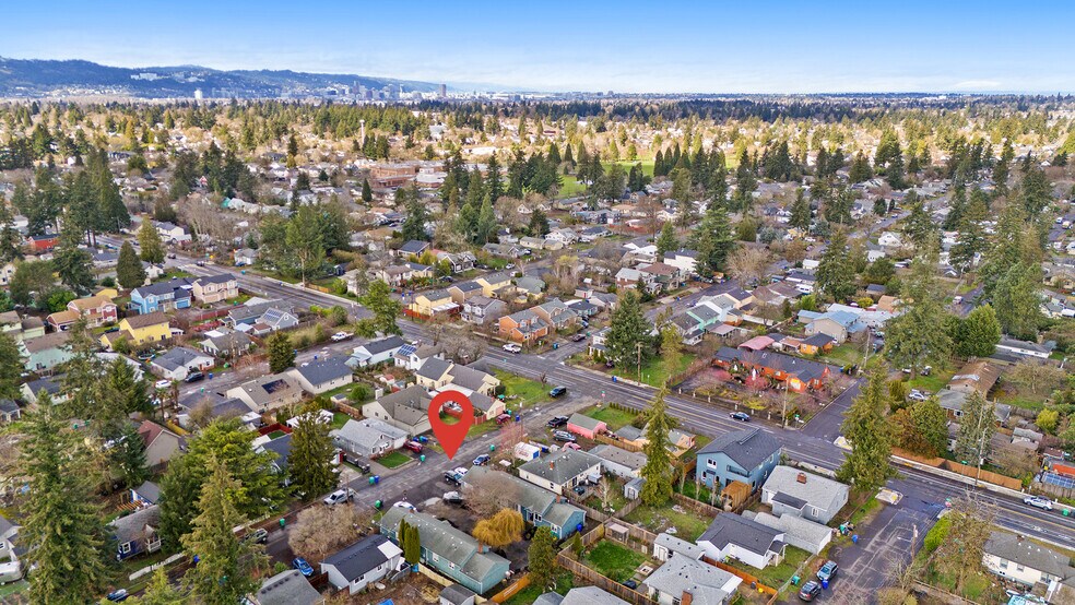 More Photos Of 7612-7706 SE 65th Ave, Portland Multifamily For Sale