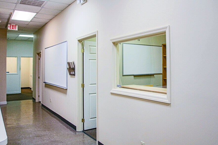 More Photos Of 1257 Sweeten Creek Rd, Asheville Office For Lease