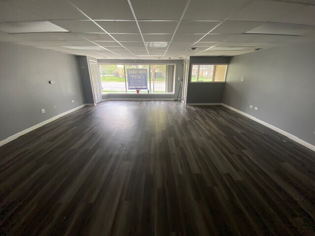 More Photos Of 635-643 S La Grange Rd, La Grange Storefront For Sale