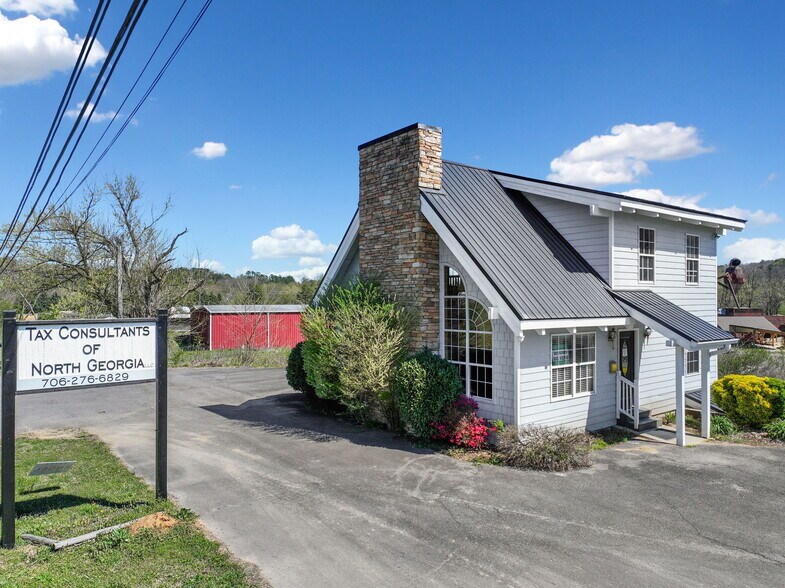 More Photos Of 243 Old Highway 5 S, Ellijay Loft Creative Space For Sale