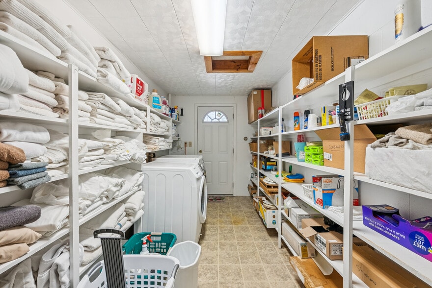 More Photos Of 1132 S Main St, Bryant Pond Hotel For Sale