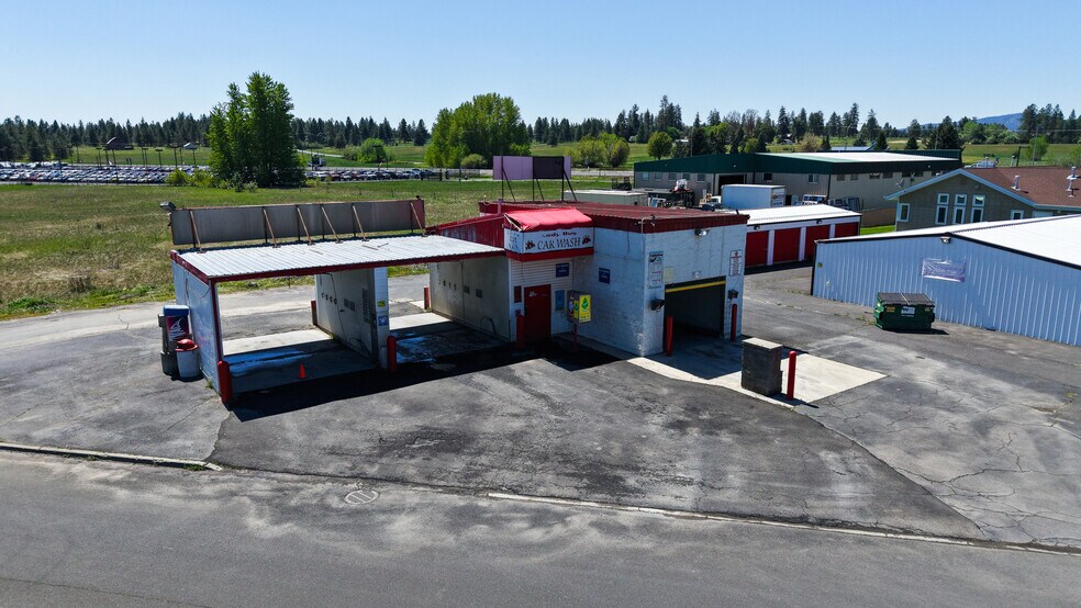More Photos Of 112 E. J St., Deer Park Self Storage For Sale