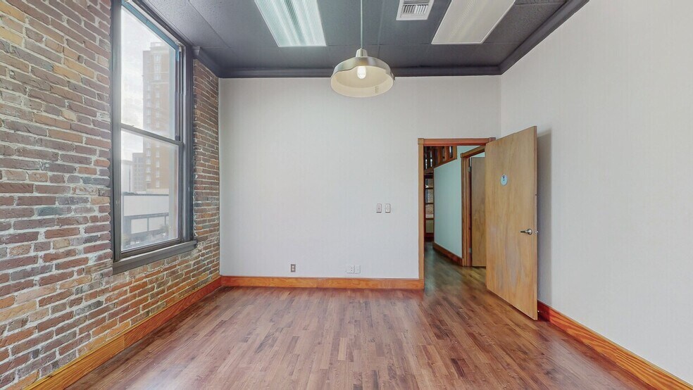 More Photos Of 306 E Tyler St, Tampa Medical For Lease