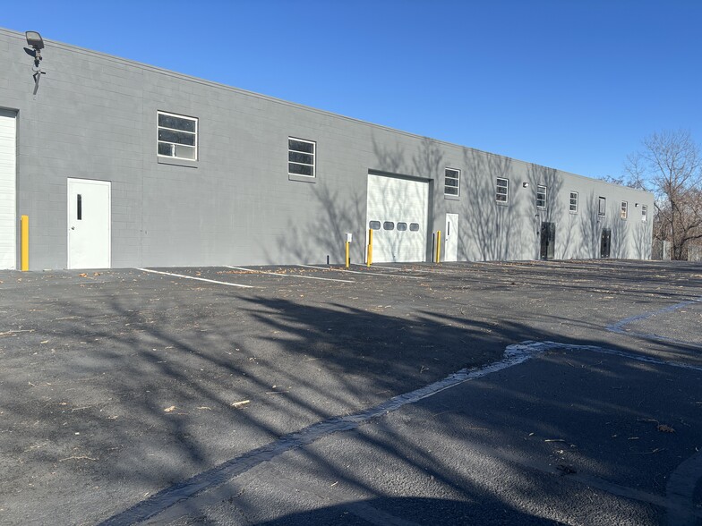 Primary Photo Of 3350 Pawtucket Ave, East Providence Manufacturing For Lease