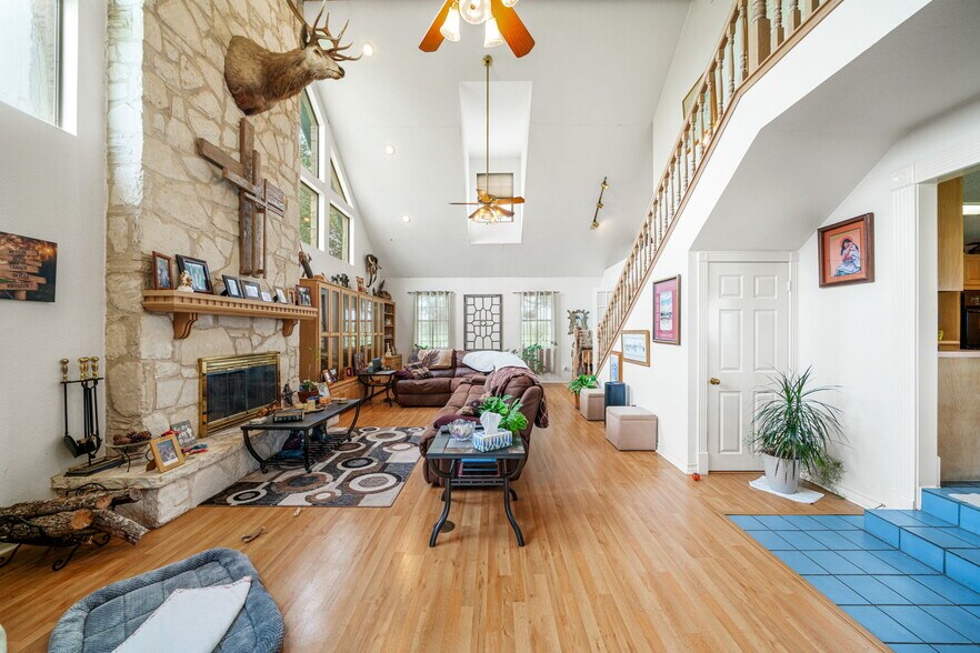 More Photos Of 210 Tolle Rd, Cibolo Land For Sale