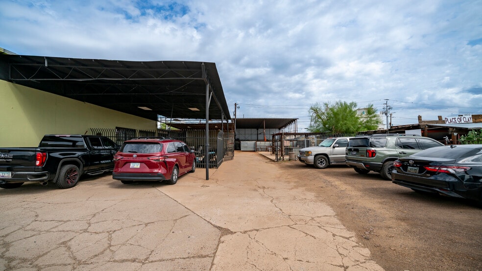 More Photos Of 1810 E Washington St, Phoenix Auto Salvage Facility For Sale