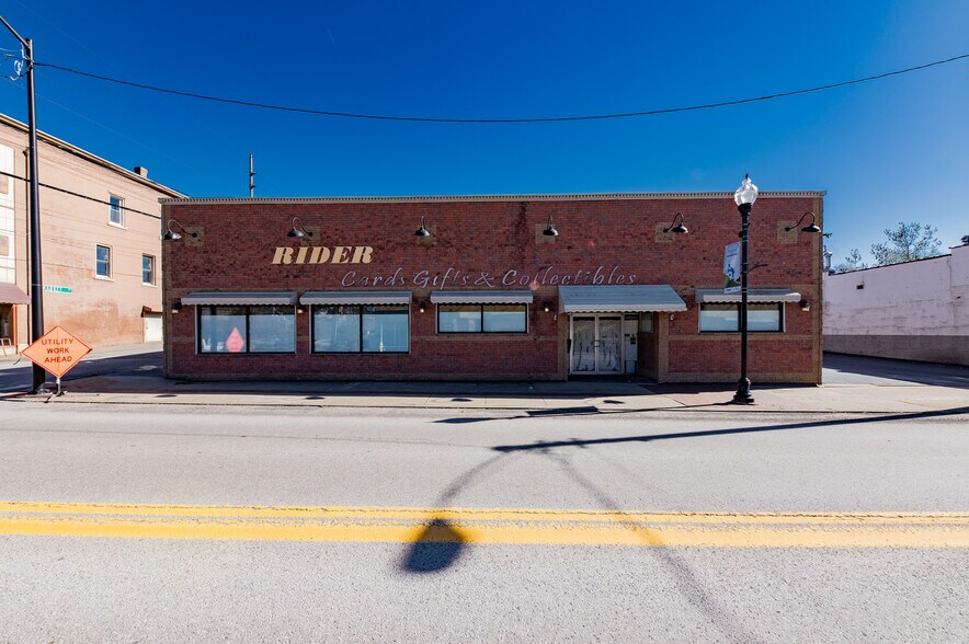 More Photos Of , Fairmont Unknown For Sale