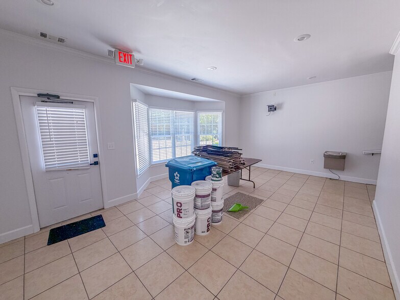 More Photos Of 2100 Gravel Springs Rd, Buford Medical For Sale