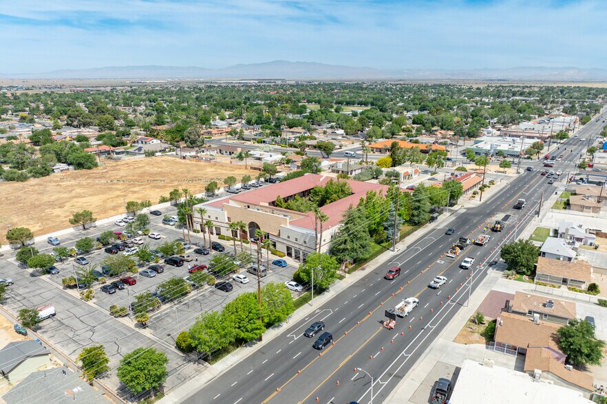 More Photos Of 44725 10th St W, Lancaster Medical For Sale