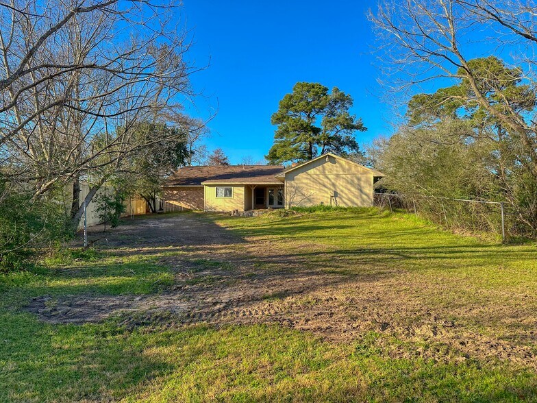 More Photos Of 13767 FM 2432 Rd, Willis Land For Sale