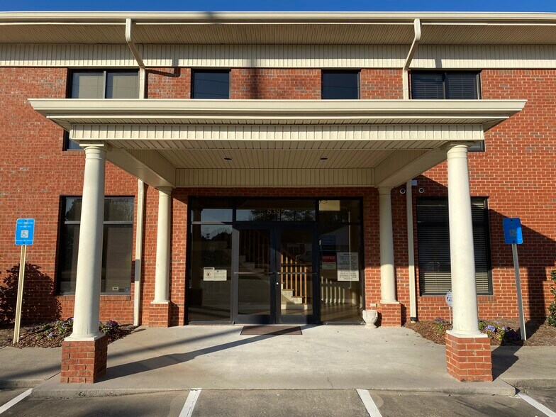 More Photos Of 8385 Cherokee Blvd, Douglasville Medical For Lease