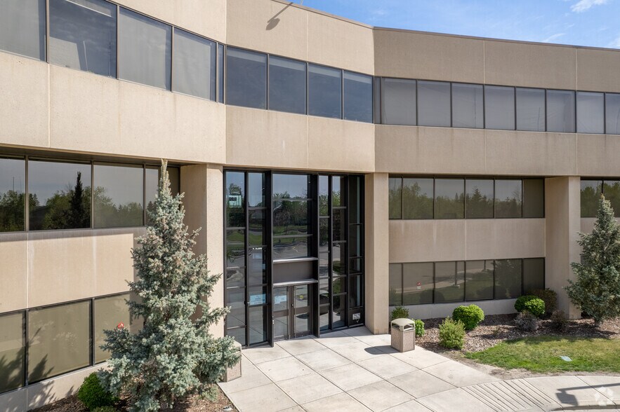 More Photos Of 3030 2nd Ave SE, Calgary Office For Lease