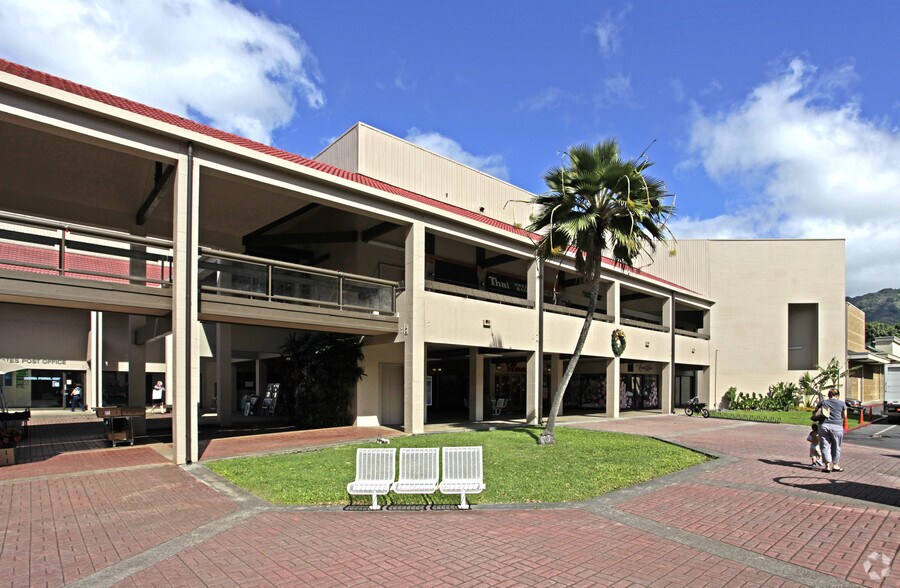 More Photos Of 2855 E Manoa Rd, Honolulu Unknown For Lease