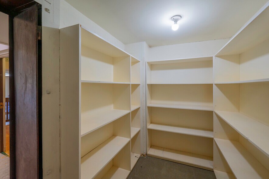 More Photos Of 300 Fuller ave, Helena Storefront For Lease