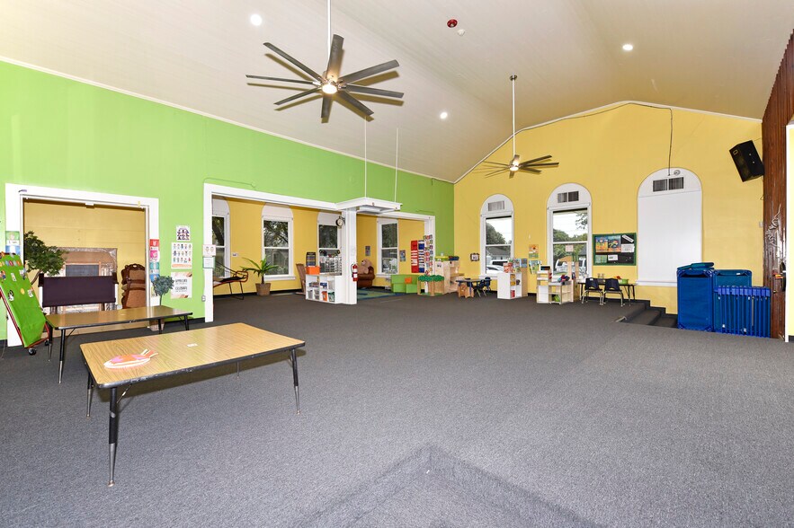 More Photos Of 1220 Mulcahy St, Rosenberg Religious Facility For Sale