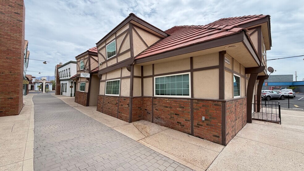 Primary Photo Of 2126 Mcculloch Blvd N, Lake Havasu City Office For Lease