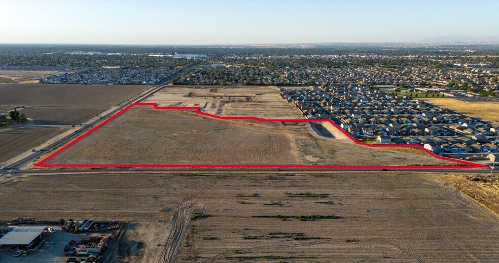 Primary Photo Of NEC Ashe Rd & Mccutchen Rd, Bakersfield Land For Sale
