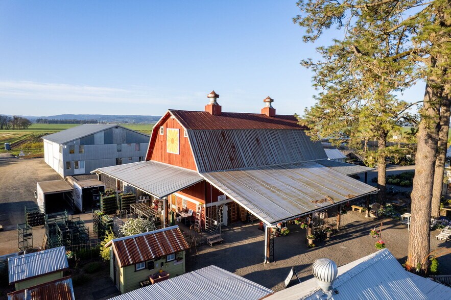 More Photos Of 7601 NW Milne Rd, Cornelius Winery Vineyard For Sale