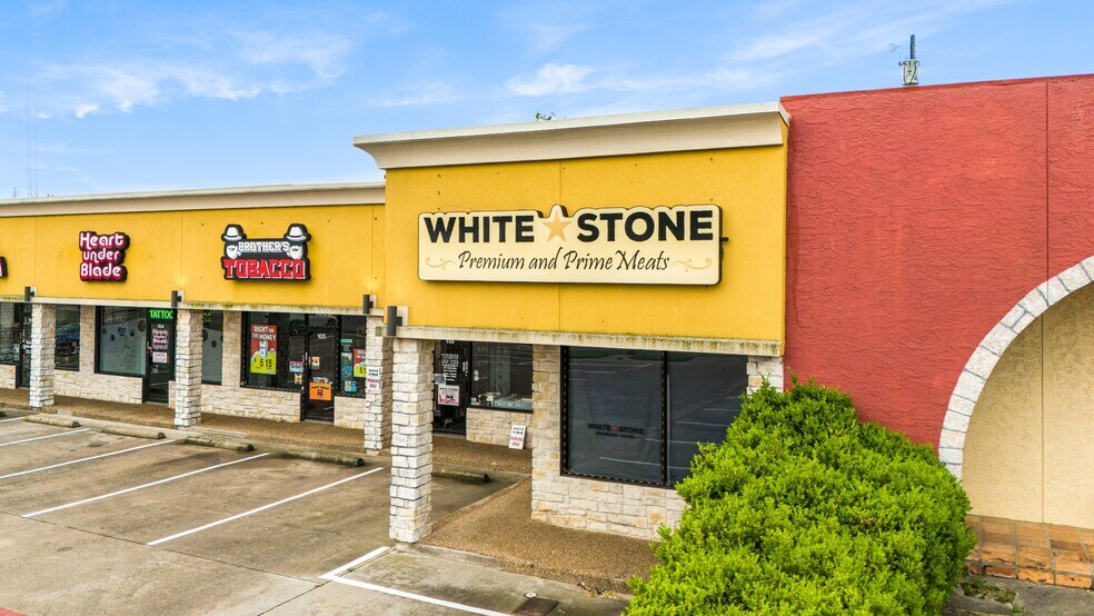 More Photos Of 1808-1812 Santa Fe Dr, Weatherford Unknown For Lease