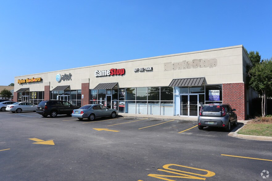 More Photos Of 9256 Parkway E, Birmingham Unknown For Lease