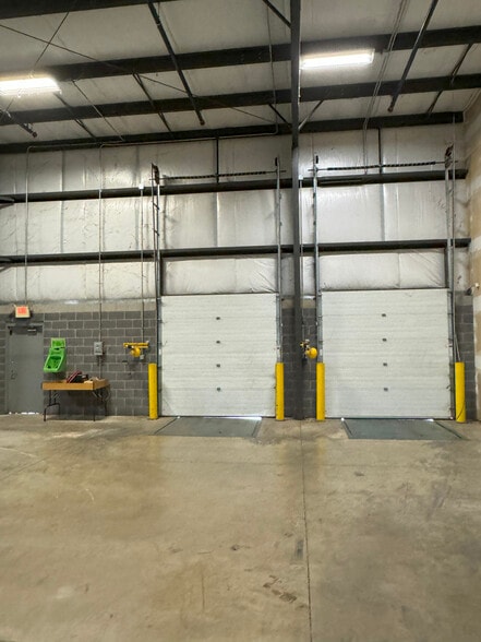 More Photos Of 3303 William Richardson Dr, South Bend Light Manufacturing For Sale