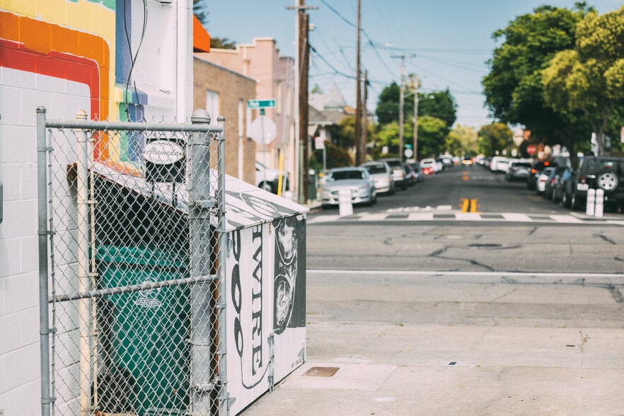 More Photos Of 1236 Park St, Alameda Storefront Retail Residential For Sale