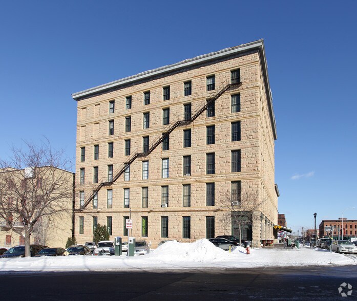 More Photos Of 250 N 3rd Ave, Minneapolis Loft Creative Space For Lease
