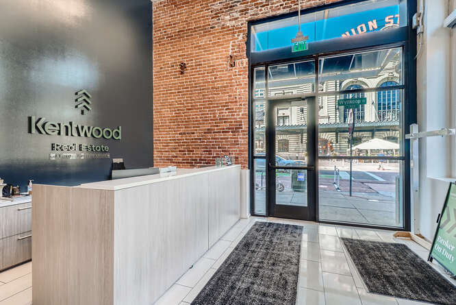 More Photos Of 1660 17th St, Denver Office Residential For Sale