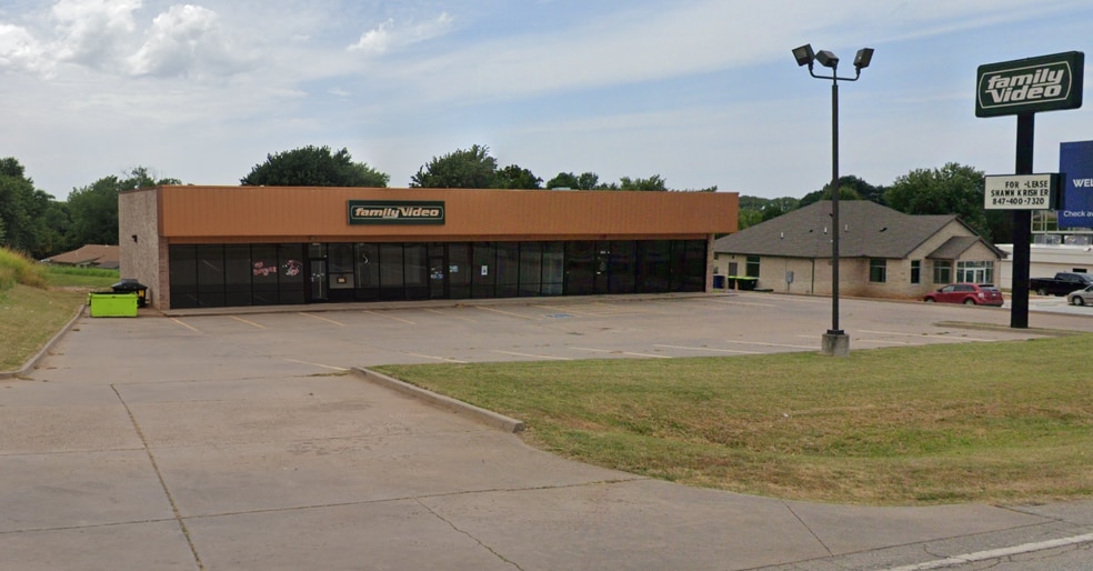 Primary Photo Of 1713-1739 N Green Ave, Purcell Unknown For Lease
