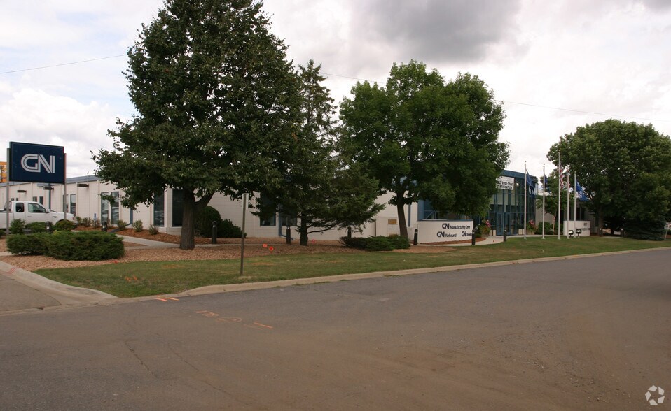 More Photos Of 8001 E Bloomington Fwy, Bloomington Manufacturing For Lease