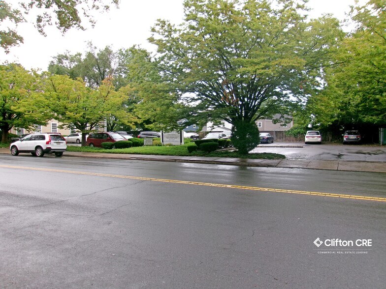 More Photos Of 440 Chestnut St, Union Township Medical For Lease