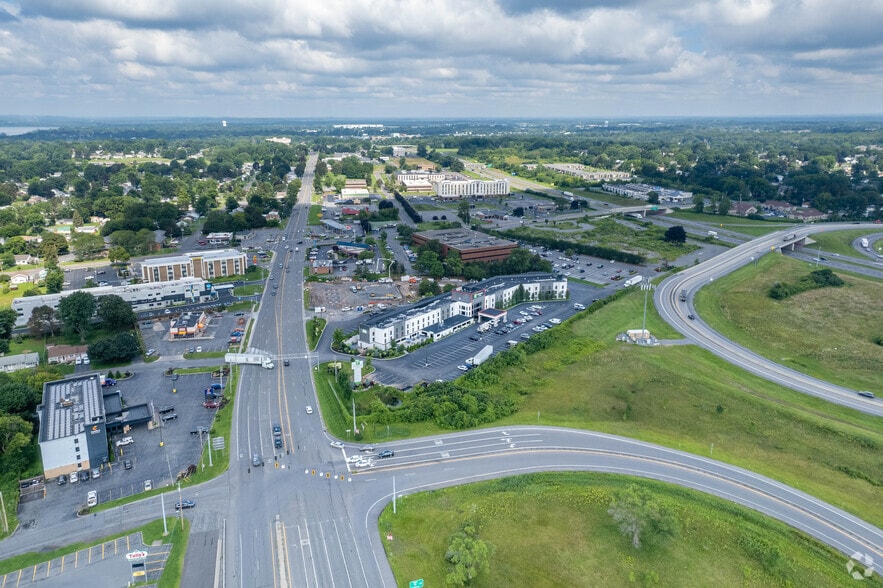 More Photos Of 400 7th North St, Liverpool Hotel For Sale