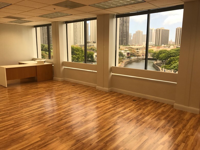 More Photos Of 200 N Vineyard Blvd, Honolulu Office For Lease
