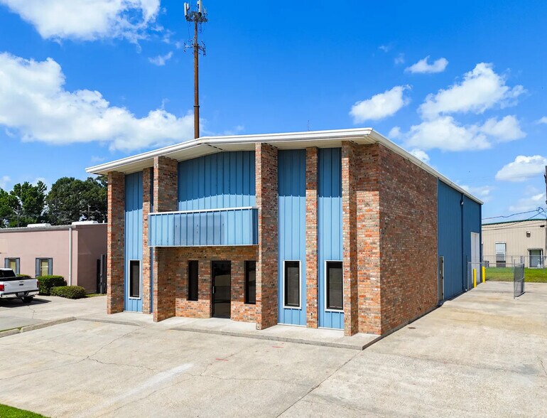 Primary Photo Of 6720 Exchequer Dr, Baton Rouge Warehouse For Lease