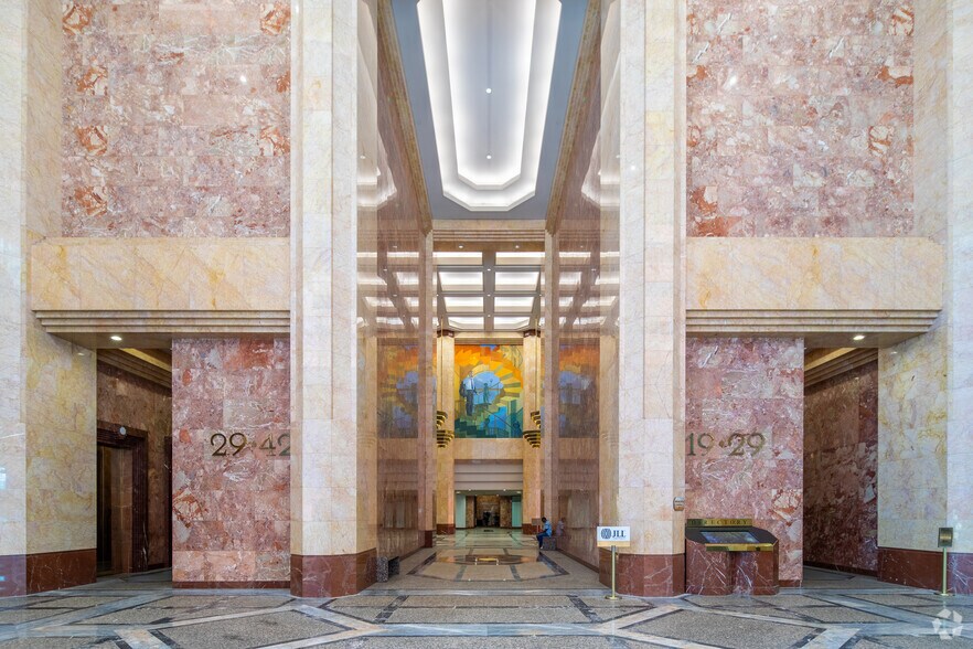 More Photos Of 211 N Broadway, Saint Louis Office For Lease