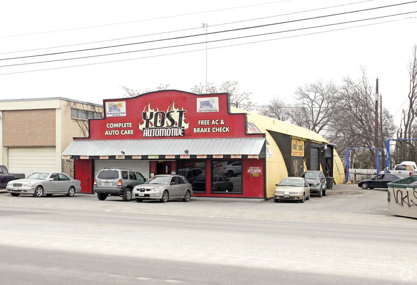 More Photos Of 5415 N Lamar Blvd, Austin Auto Repair For Lease