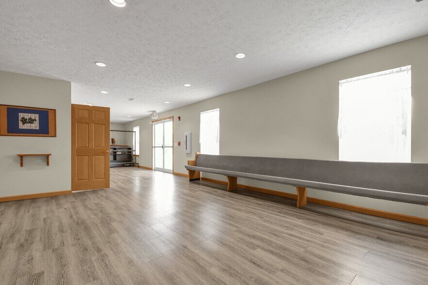 More Photos Of 2598 E Smiley Ave, Shelby Religious Facility For Sale