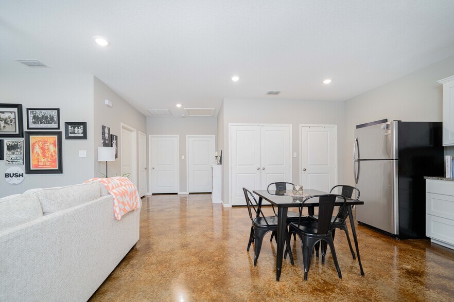More Photos Of 128 Loye Ln, Hawkins Apartments For Sale