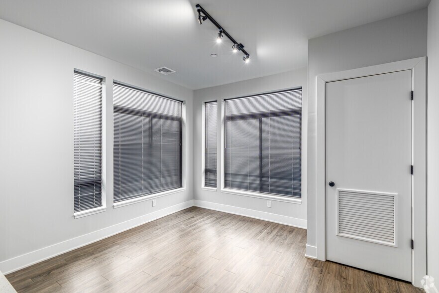 More Photos Of 9 Presidential Blvd, Bala Cynwyd Apartments For Lease