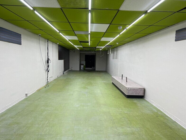 More Photos Of 2602-2620 S Presa St, San Antonio Unknown For Lease