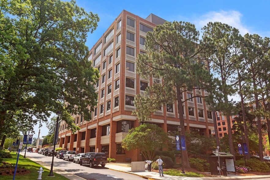 Primary Photo Of 5855 Bremo Rd, Richmond Medical For Lease