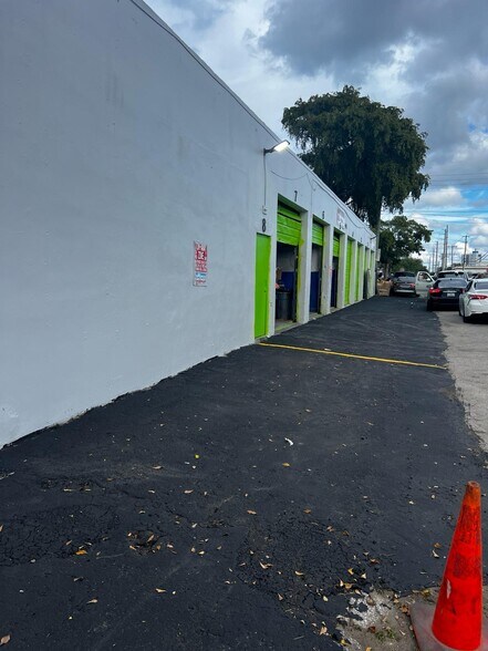 More Photos Of 900 NW 10th Ter, Fort Lauderdale Warehouse For Sale