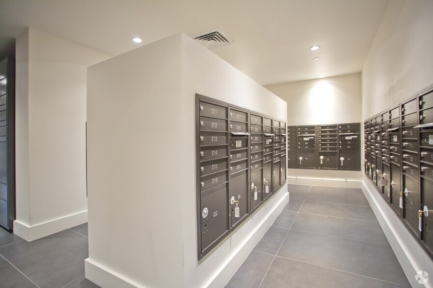 More Photos Of 1505 N Central Ave, Phoenix Apartments For Lease